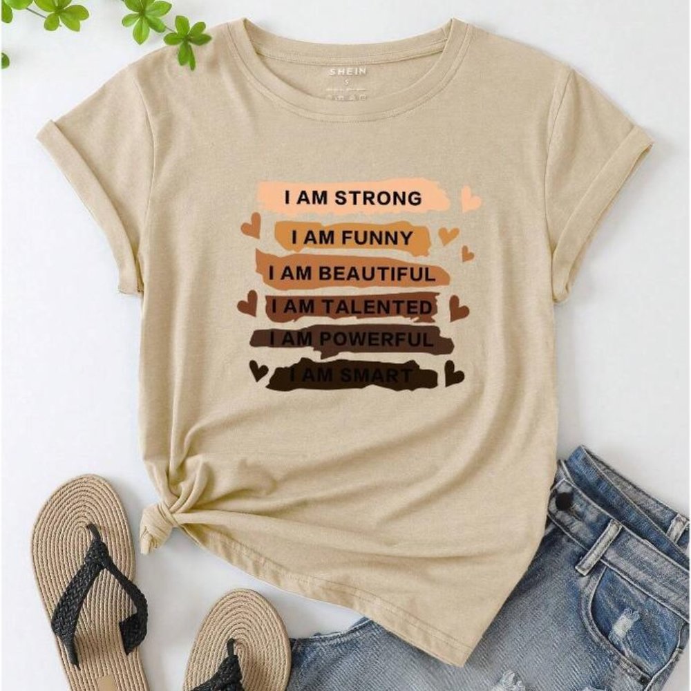 LUNE Heart & Slogan Graphic Tee